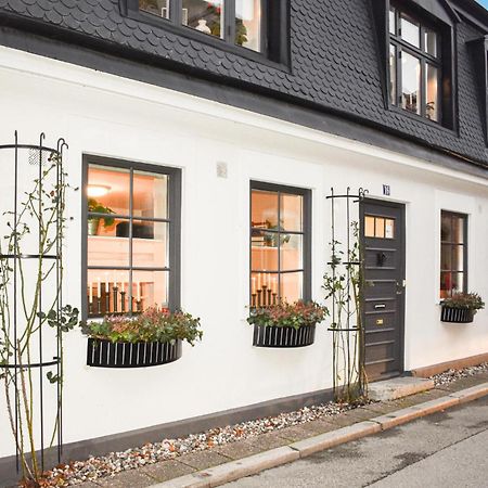 1 Bedroom Amazing Apartment In Ystad Exterior foto